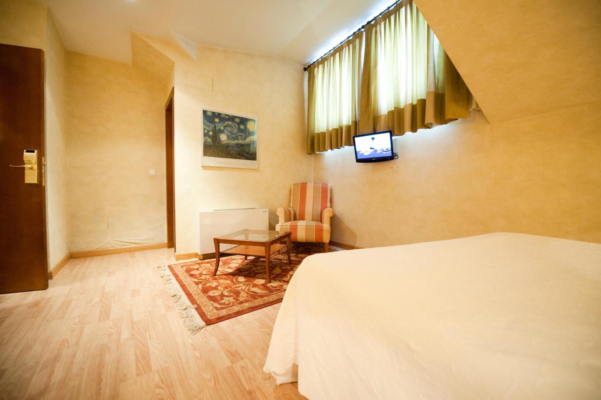 Hotel Cordon Burgo Kültér fotó