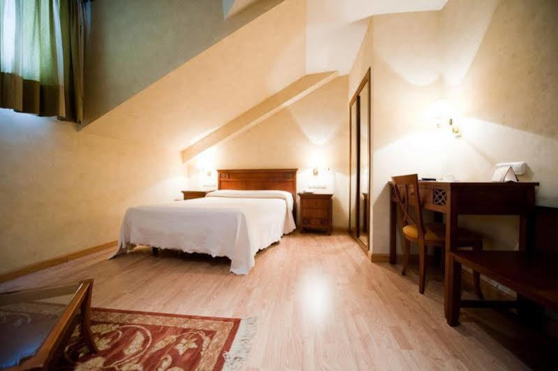 Hotel Cordon Burgo Kültér fotó