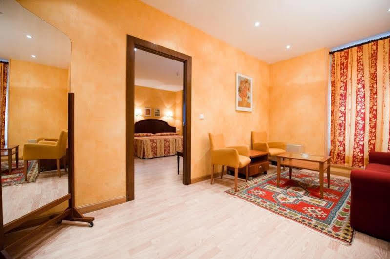 Hotel Cordon Burgo Kültér fotó