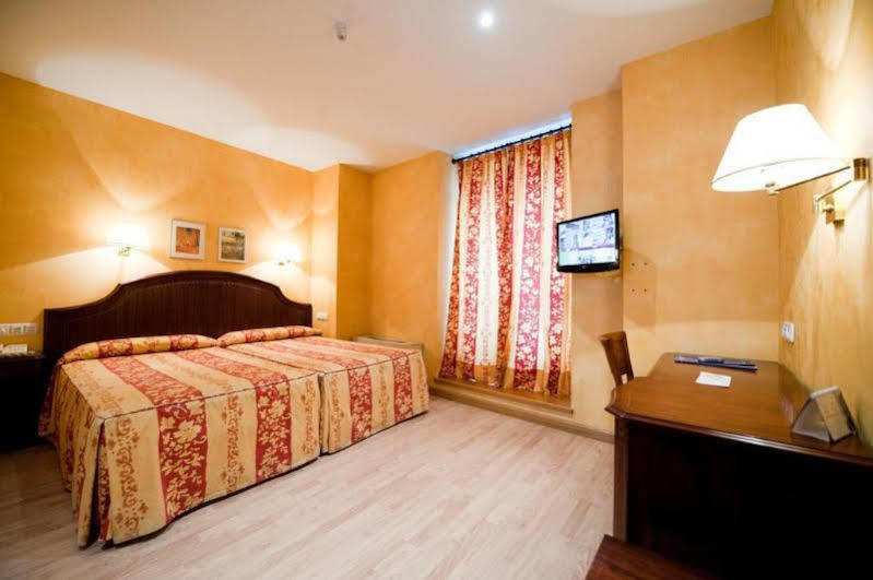 Hotel Cordon Burgo Kültér fotó