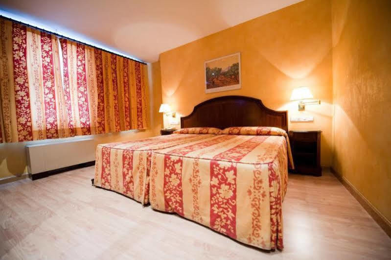 Hotel Cordon Burgo Kültér fotó