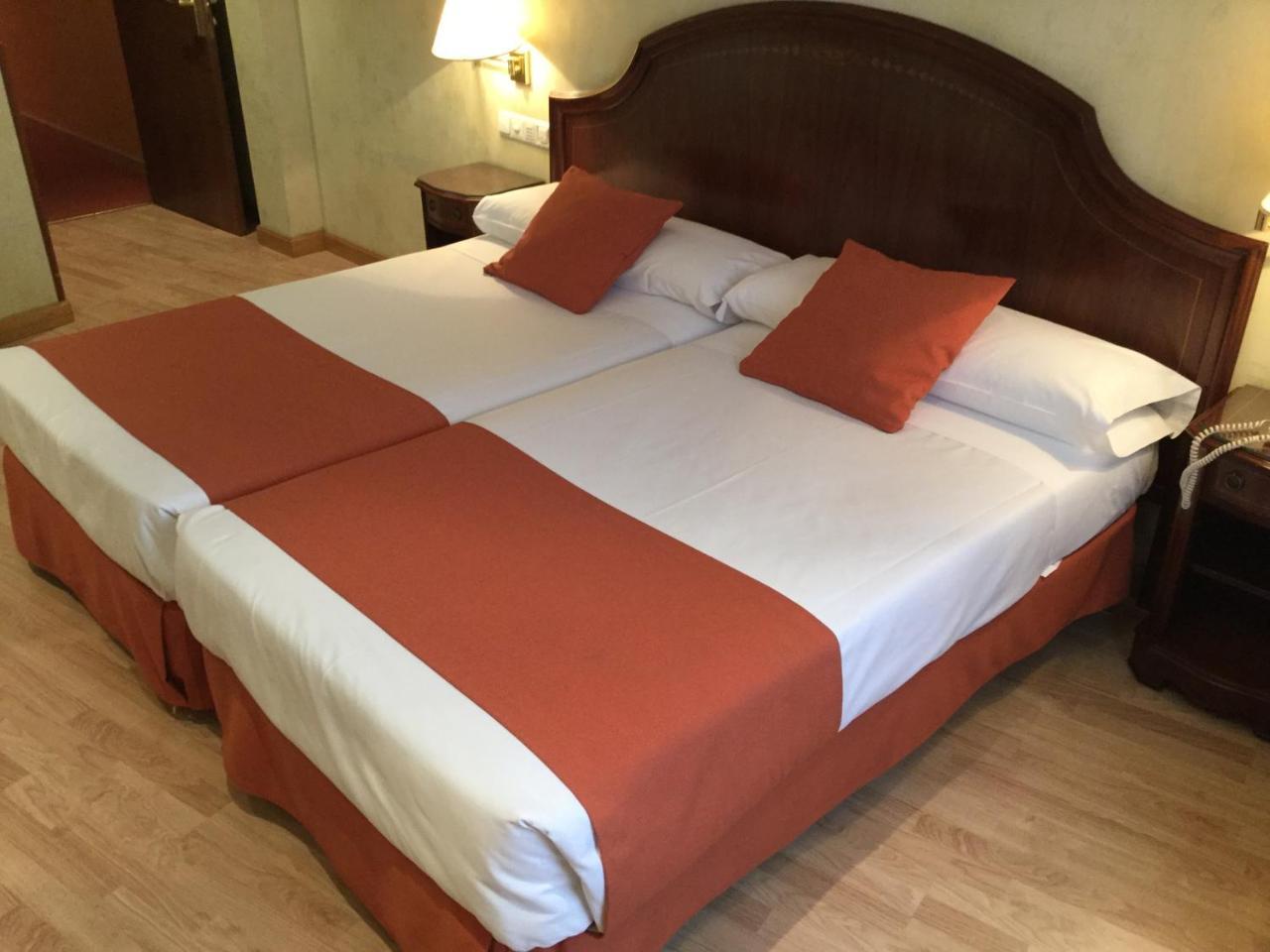 Hotel Cordon Burgo Kültér fotó